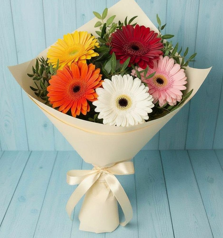 Букет цветов из: Герберы в Пестово Новгородская область