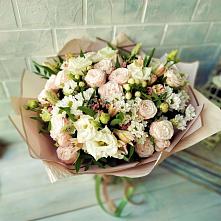 Букет цветов из:  Альстромерии, Розы и Хризантемы #REPLACE_PRED# Пестово Новгородская область