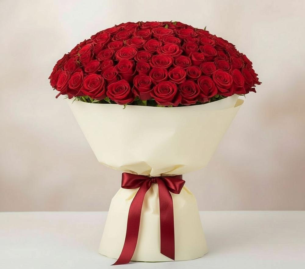 Букет 101 Красная роза Милано в Пестово Новгородская область