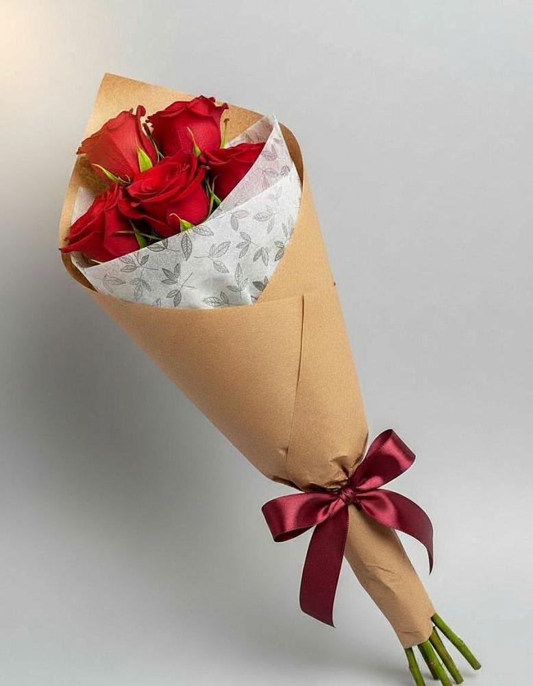 Букет цветов из: Розы в Пестово Новгородская область