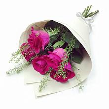 Букет цветов из:  Розы #REPLACE_PRED# Пестово Новгородская область