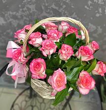 Цветочная композиция из Розы в корзине #REPLACE_PRED# Пестово Новгородская область