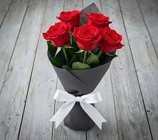 Букет 5 Красных роз Эдлесс Лав #REPLACE_PRED# Пестово Новгородская область