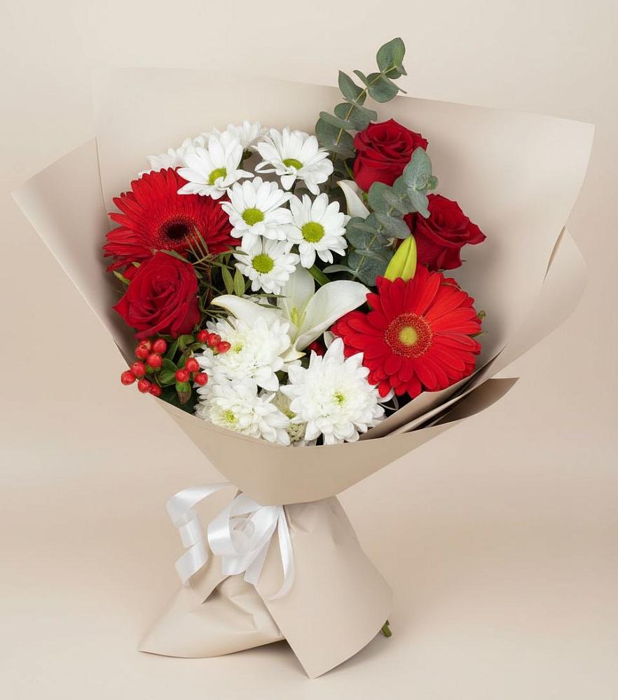 Букет цветов из: Розы, Хризантемы, Герберы и Лилии в Пестово Новгородская область