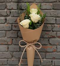 Букет цветов из:  Розы в Пестово Новгородская область