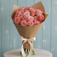 Букет цветов из:  Розы в Пестово Новгородская область