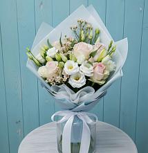 Букет цветов из:  Розы и Лизиантусы #REPLACE_PRED# Пестово Новгородская область
