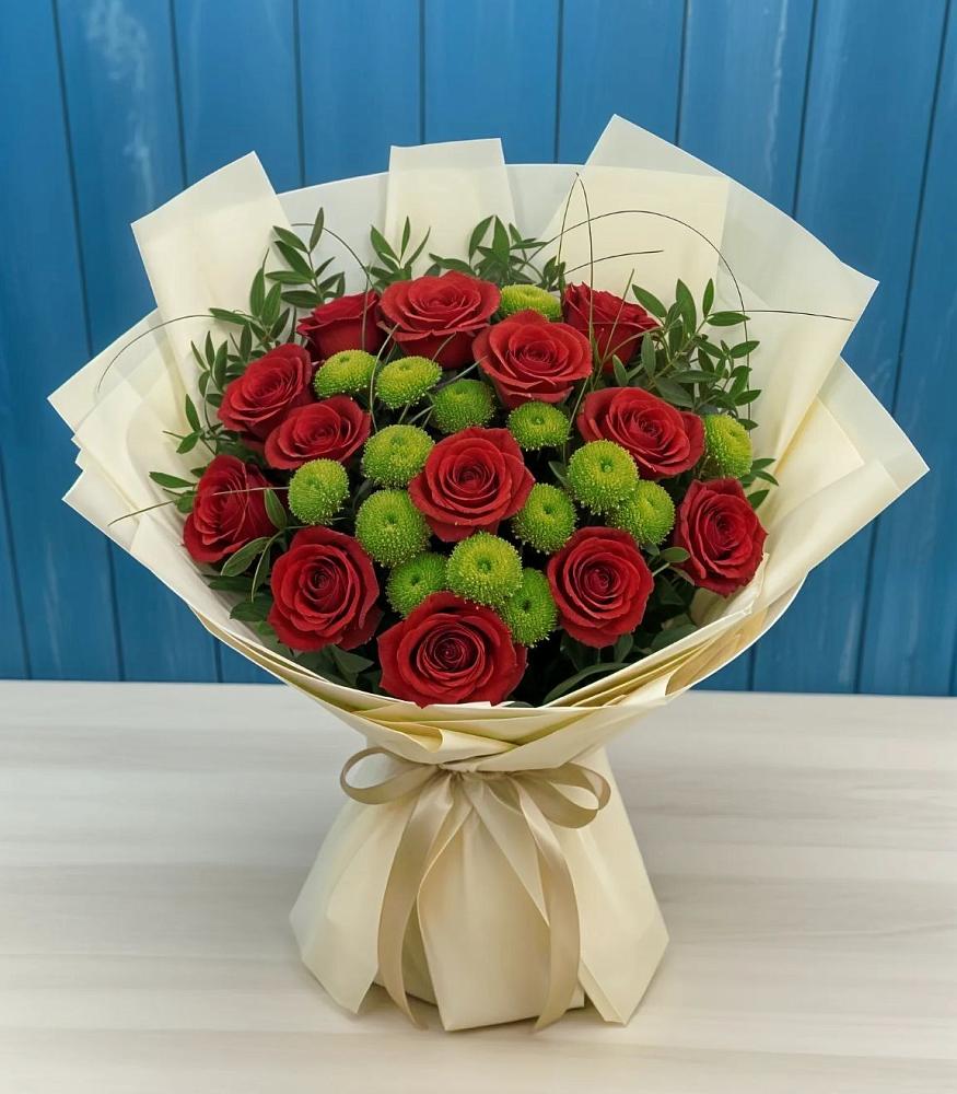 Букет цветов из: Розы и Хризантемы в Пестово Новгородская область