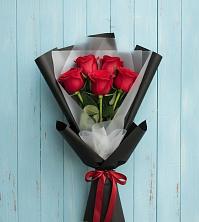 Букет цветов из:  Розы в Пестово Новгородская область