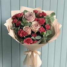 Букет цветов из:  Гвоздики и Розы #REPLACE_PRED# Пестово Новгородская область