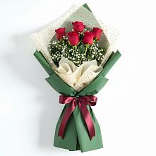 Букет цветов из:  Розы в Пестово Новгородская область
