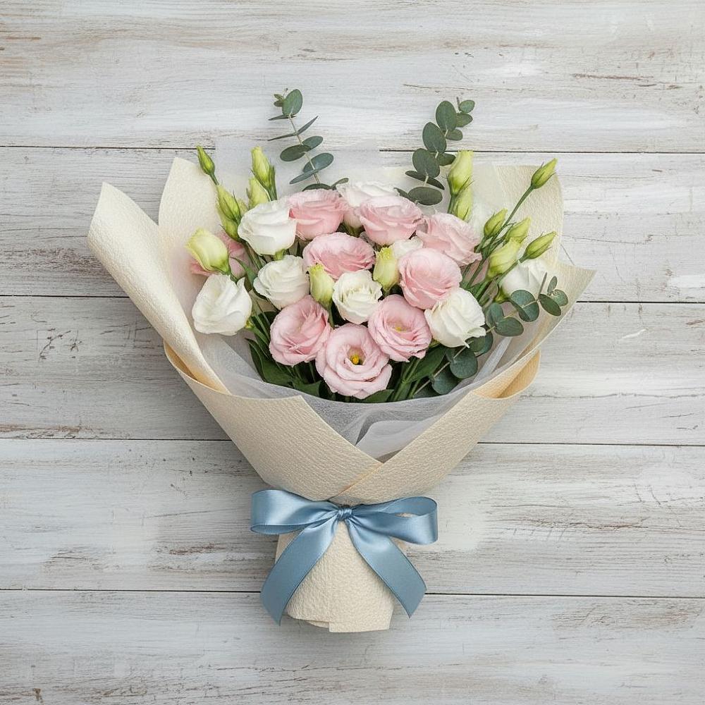 Букет цветов из: Лизиантусы в Пестово Новгородская область